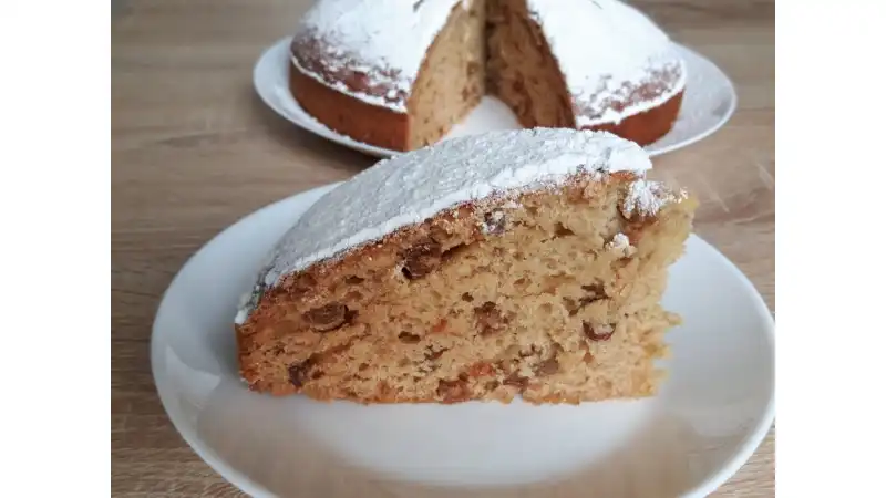 Простой и лёгкий рецепт пирога с вареньем. Такой пирог не будет затратным. А получится вкусным