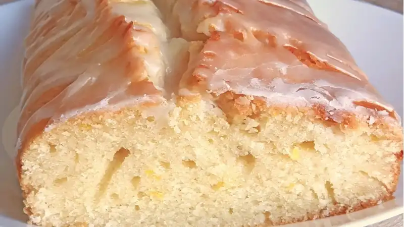 Вкусный и ароматный лимонный кекс с глазурью. Этот кекс получается невероятно вкусным и нежным